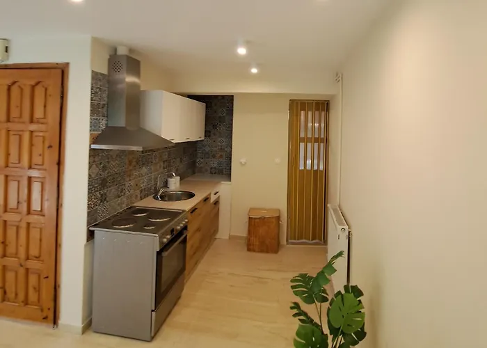 Lagoon 78 Apartment *